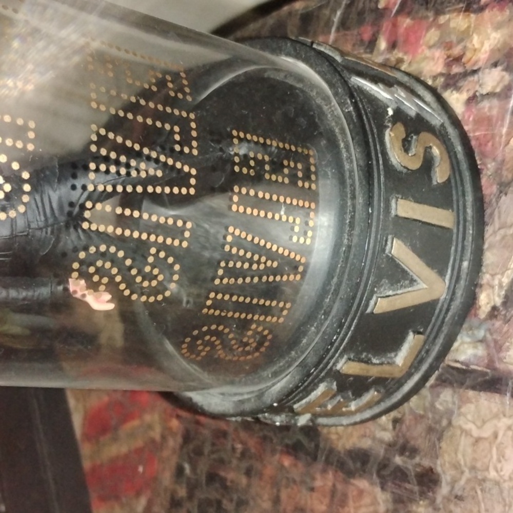 Elvis Snowglobe - Picture 3 of 8